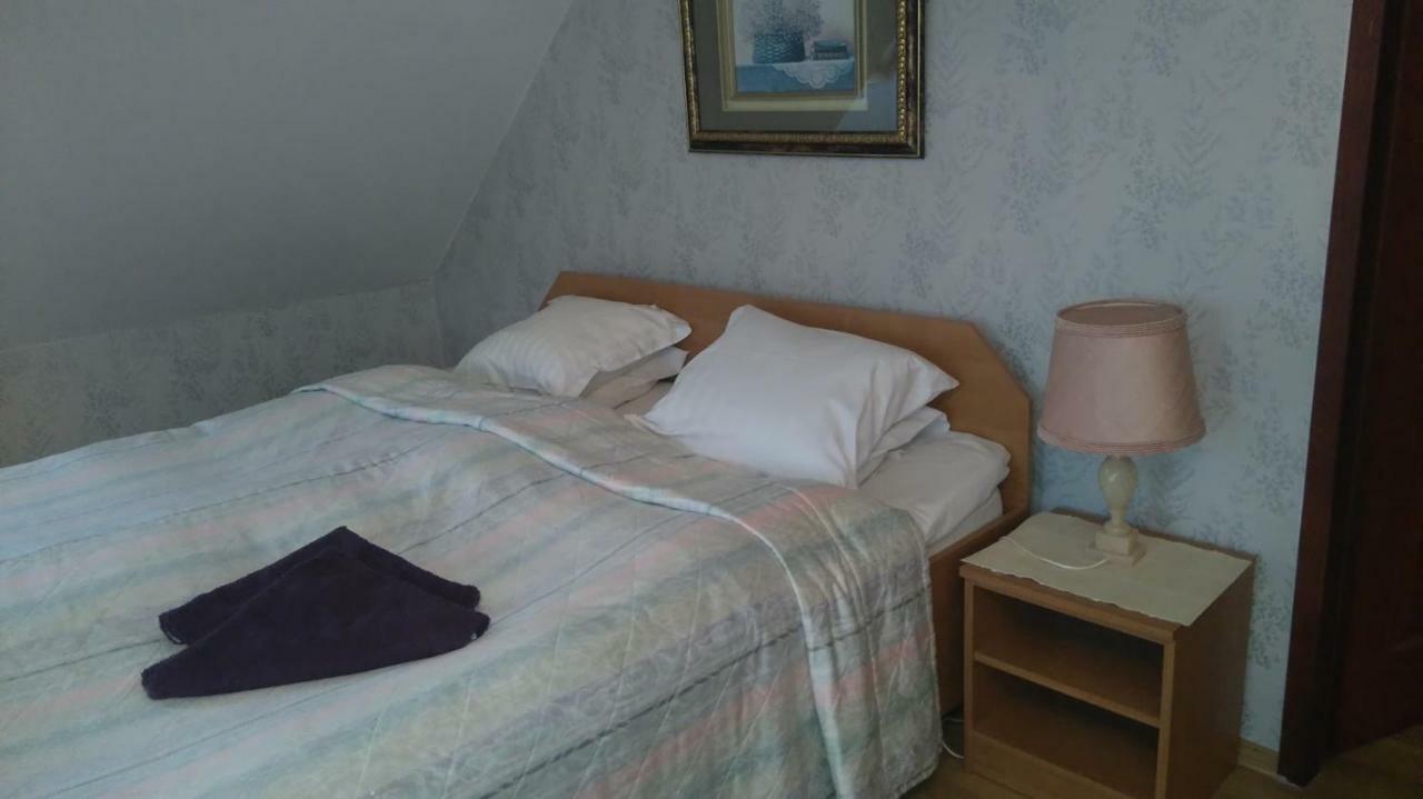 Gosciniec Ella Inn Lipniki Lipniki  المظهر الخارجي الصورة